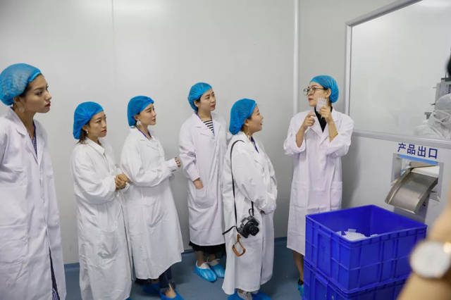 行業(yè)大v探廠華熙生物玻尿酸研發(fā)基地 親測市面玻尿酸爆款產品